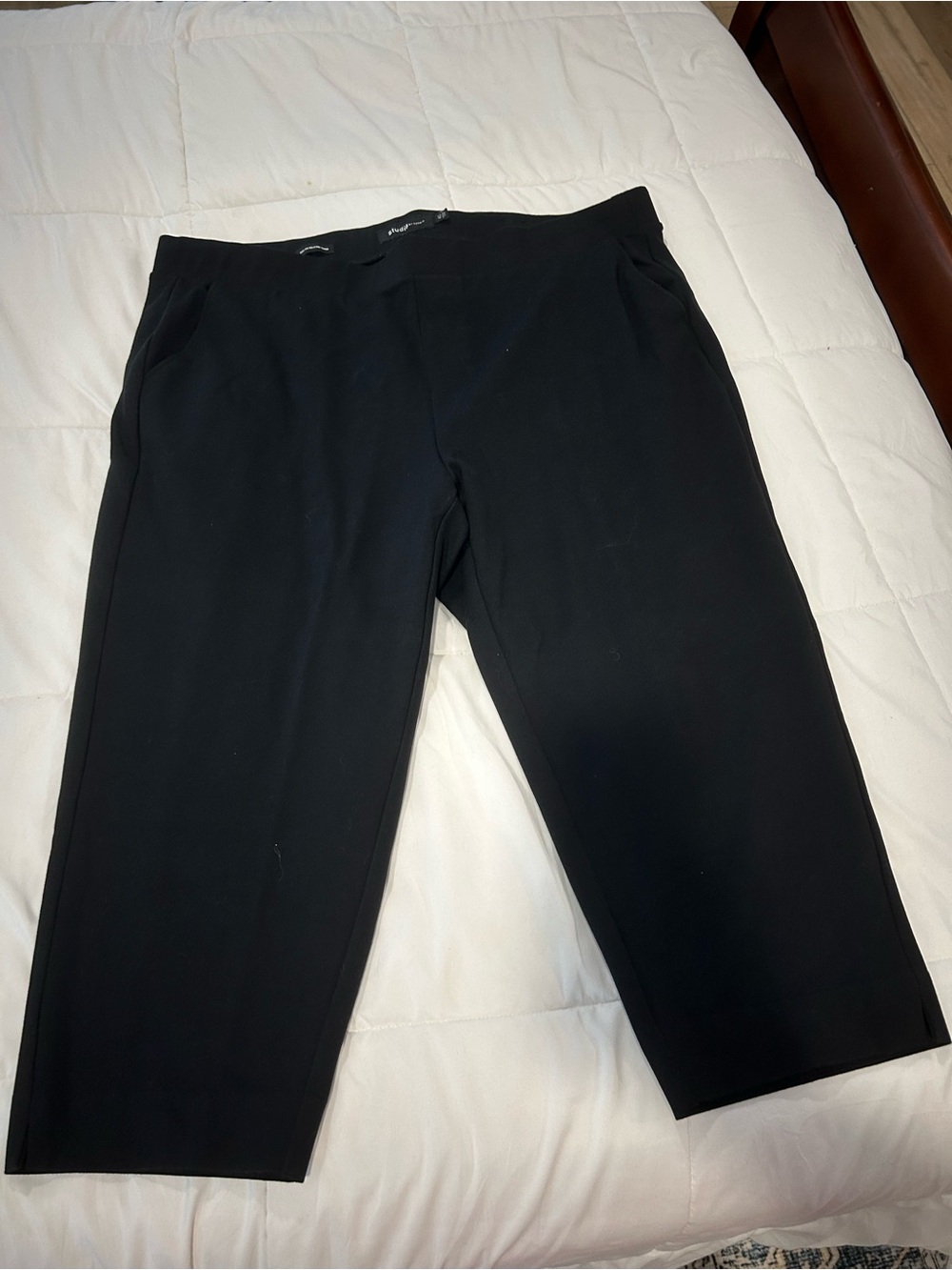 Torrid Pull-On Relaxed High-Rise Pant - Size 4 Short